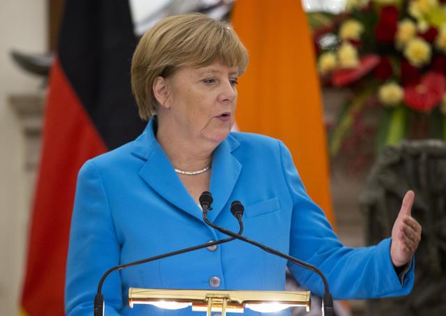 Merkelova zaprepašćena vešću o sudaru vozova