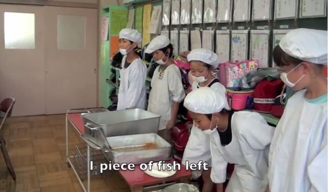 Nećete verovati kako deca u Japanu jedu u školama i šta sve rade