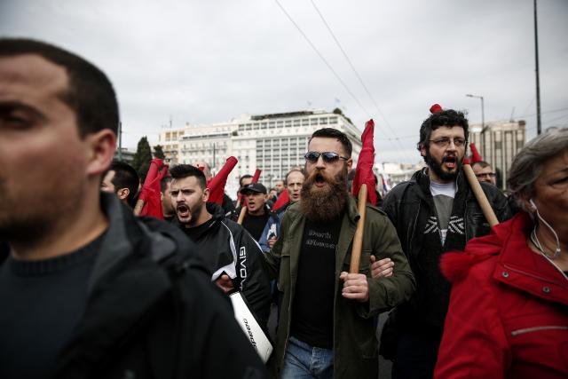Novi protesti u Atini, podrška poljoprivrednicima