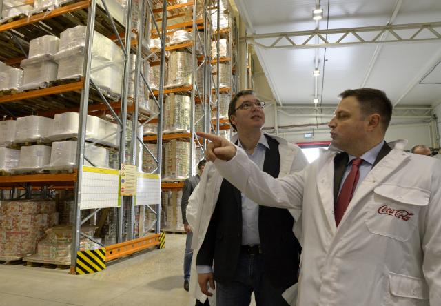 Vuèiæ: I Koka Kola piše æirilicom /FOTO