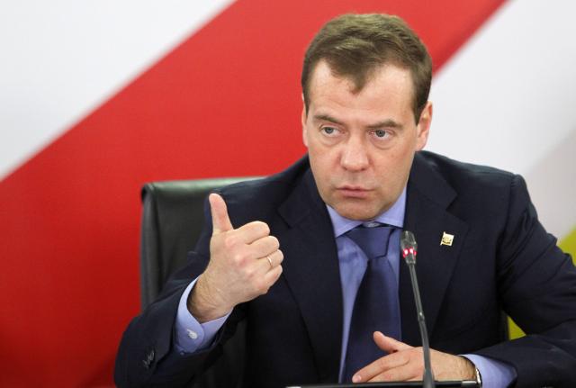 Medvedev: Prvi korak leži na Zapadu