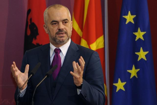 Rama: Èekamo politièku odluku za vojsku Kosova