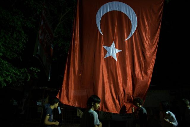 Turks want to establish safe zone - inside Syria