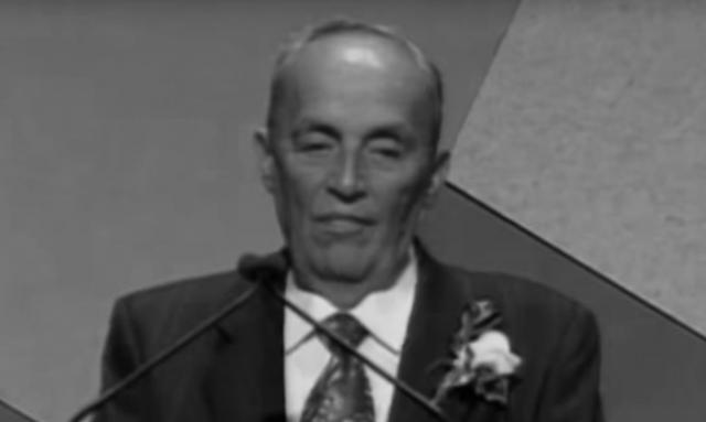 Hala Pionir menja ime