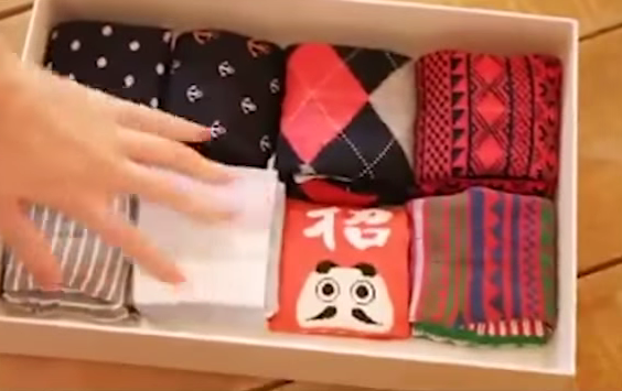 Jednostavan trik za uredno složene èarape (VIDEO)