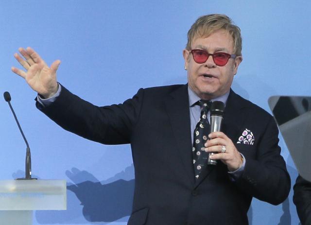 Elton Džon odbacio tvrdnje telohranitelja o uznemiravanju