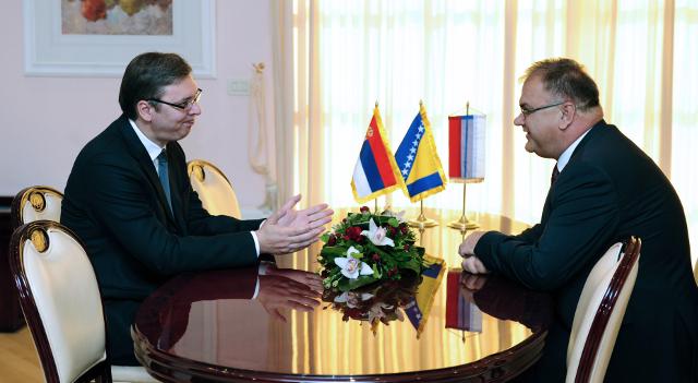 PM in Mostar, meeting with Bosnian presidency members
