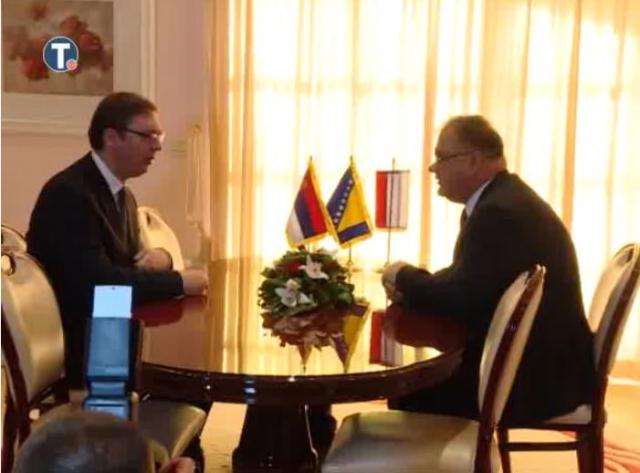 Vučić razgovorom s Ivanićem započeo posetu Mostaru