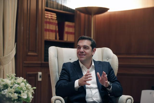Greek PM promises to "soon" visit Serbia