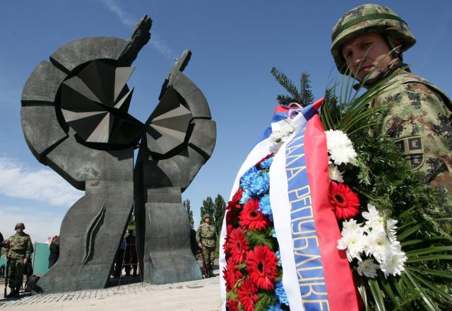 Serbia marks Remembrance Day on Jasenovac anniversary