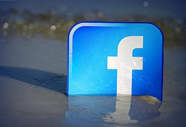Facebook objavljuje rat “Neæete verovati...” naslovima