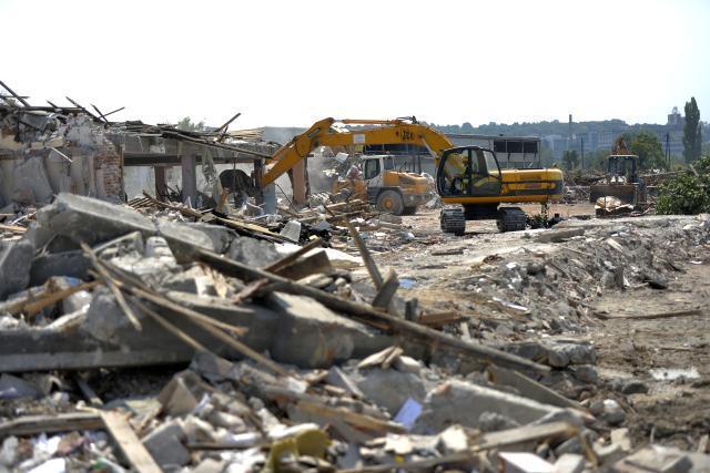 Mali i Skat:Ispitati rušenje objekata u Savamali
