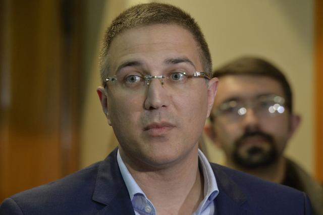 Stefanović: Opozicija pravi cirkus i uništava dokaze