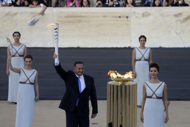 Antičkim ritualom olimpijski plamen predat Riju