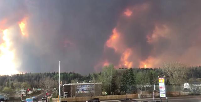 Požar i dalje van kontrole: "Zastrašujuæa situacija" VIDEO