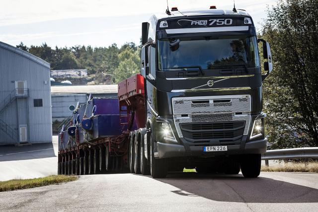 Kamion koji može da preveze 325 t: Tajna je u menjaèu