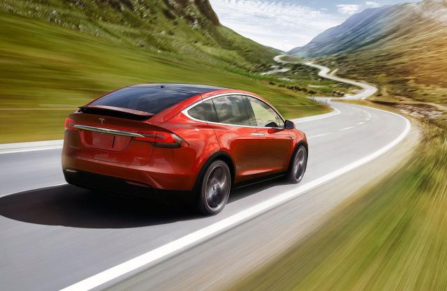 Tesla menja planove - 500.000 vozila već od 2018.