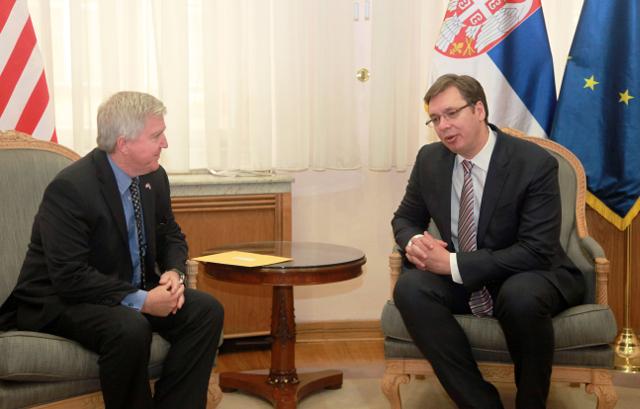 Vucic receives U.S. ambassador, and Kerry's congratulations