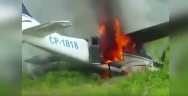 Peruanska policija oborila avion pun kokaina (VIDEO)