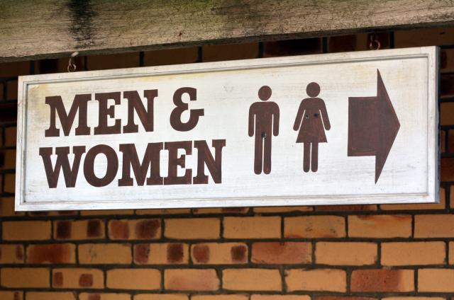 Obama naredio školama da ukinu podelu na muške i ženske toalete
