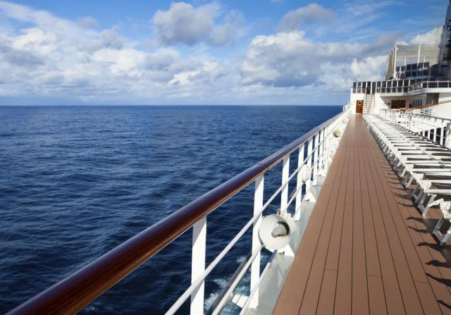 Šansa: Plata 2.300 evra, minimalan bakšiš 600 EUR