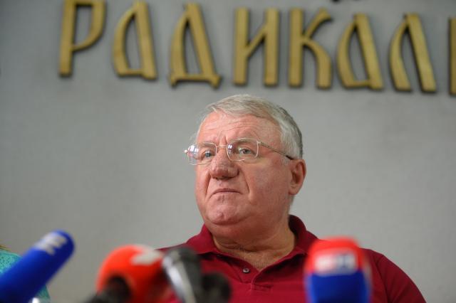 Seselj "does not expect to be invited to join government"