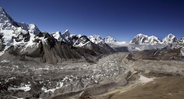 Posle dve godine osvojen Mont Everest