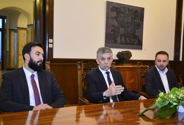 Ugljanin: "Neæemo biti ni pozicija ni opozicija"