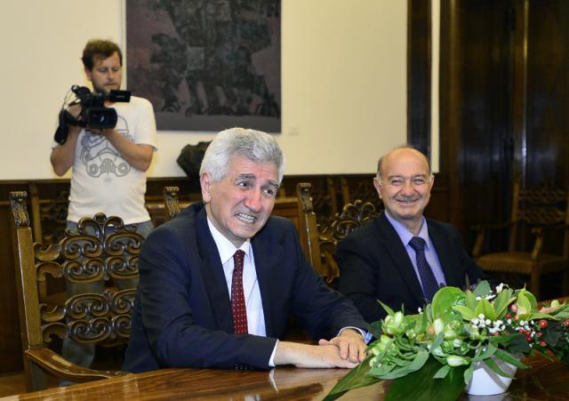 Albanian party from south ready to be part of government