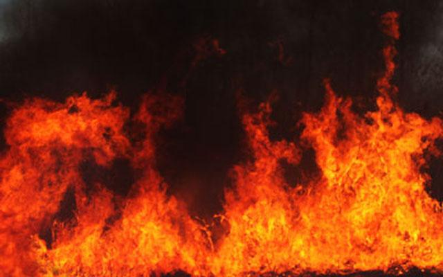 Prag: Veliki požar u flmskom studiju, povreðeni vatrogasci