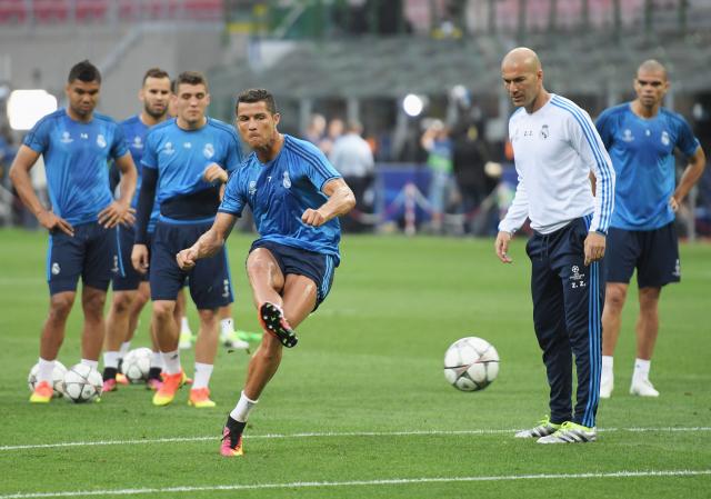 Zidan: Ronaldo spreman, zbog LŠ zaboravite bol
