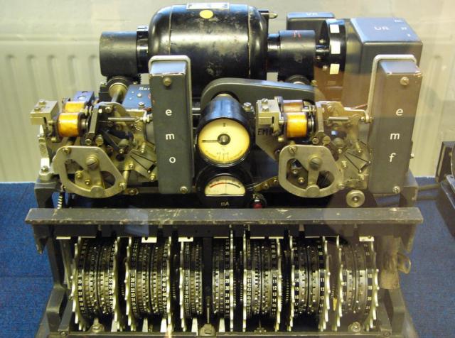 Prava prilika: Na eBay-u ponuđena nacistička mašina za šifre