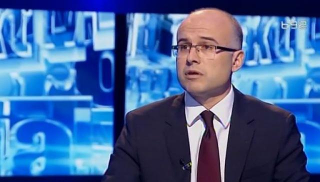 Vučević: Dolazim ispred RTV kao i mnogi, ali kao građanin