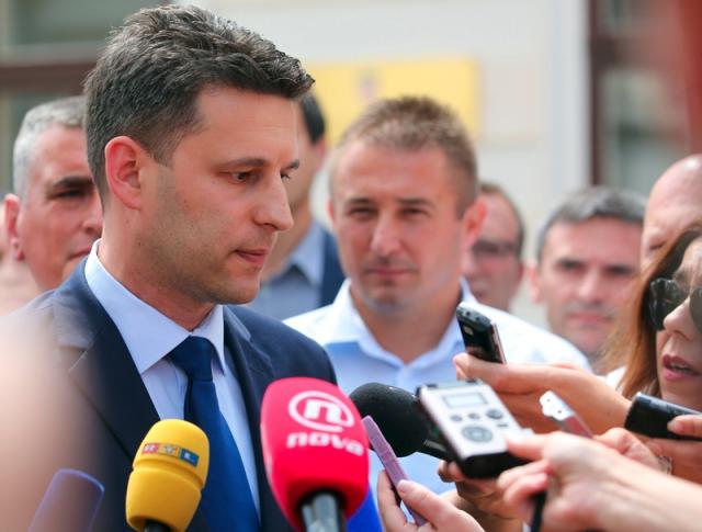 Reshuffle ruled out as solution to Croatian cabinet crisis