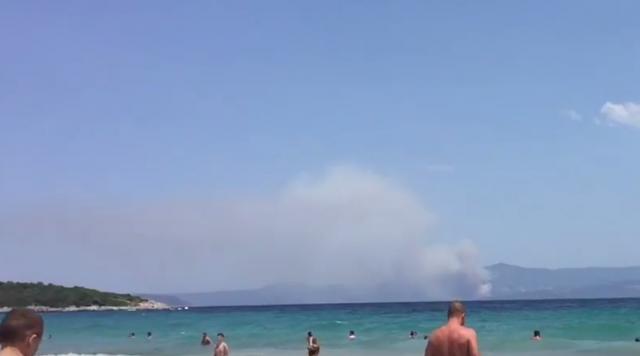 Ugašen požar na Halkidikiju, srpski turisti van opasnosti