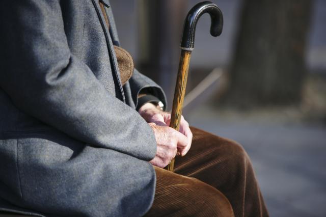 Penzioneri spremaju radikalne mere: Iscrpljuju nas