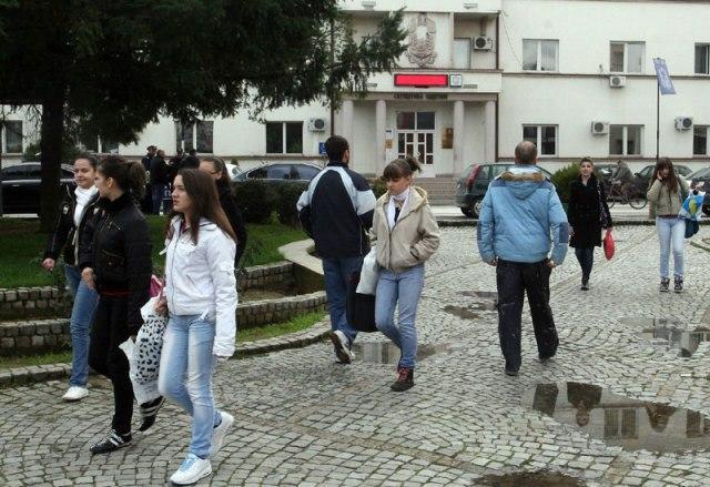 Bujanovac: Albanci menjaju Karađorđa za Skenderbega