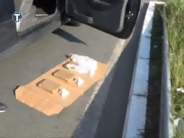Police seize 3.5 kilos of cocaine at toll booth/VIDEO