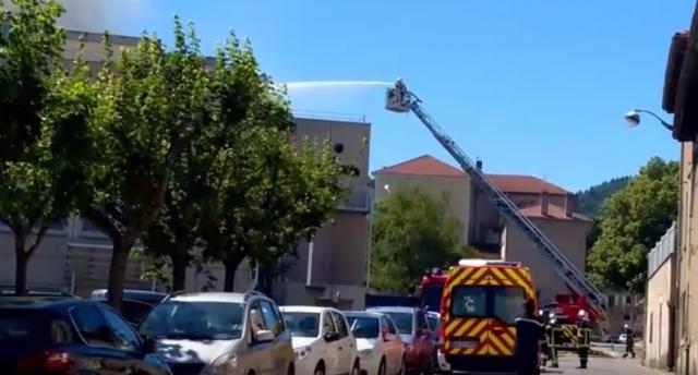 Panika u Francuskoj: Eksplozije u bolnici / VIDEO