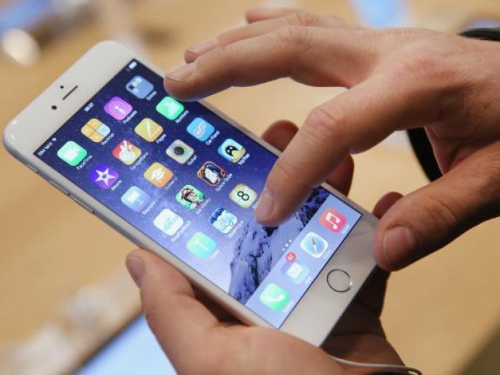 Apple Više Neće Proizvoditi Iphone Sa 16 Gb Memorije B92net