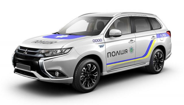 Ukrajinska policija voziæe hibridne SUV automobile