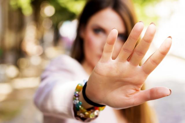 "Svaka žena treba da zna ovaj potez za samoodbranu" (VIDEO)
