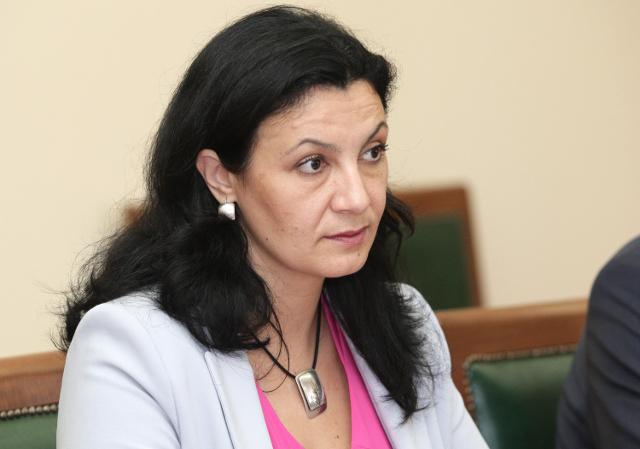 Ukraine's vice PM says her country won't recognize Kosovo