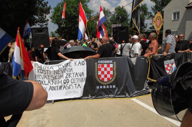Dacic denounces "Ustasha rampage" in Croatian town