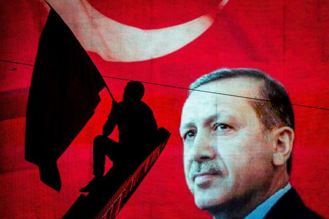 Erdogan: Nije nam prijatelj onaj ko brine o pučistima