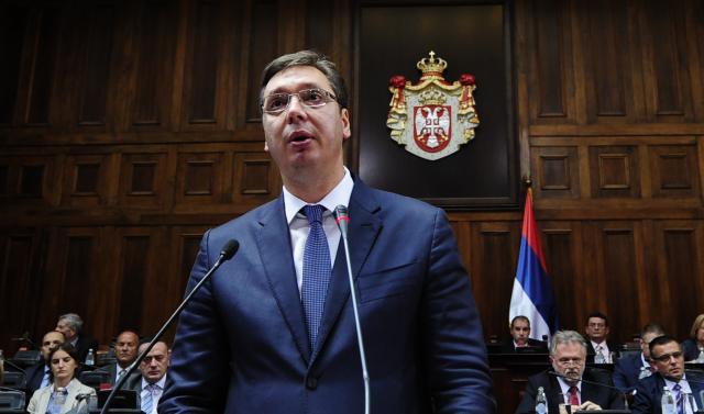 Vučić: Plaćamo reket da nam ne viču 