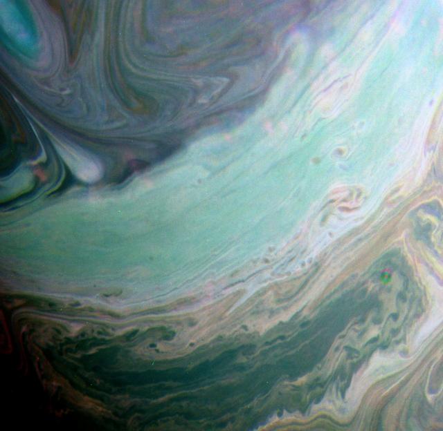 Ovakav Saturn još niste videli (FOTO)