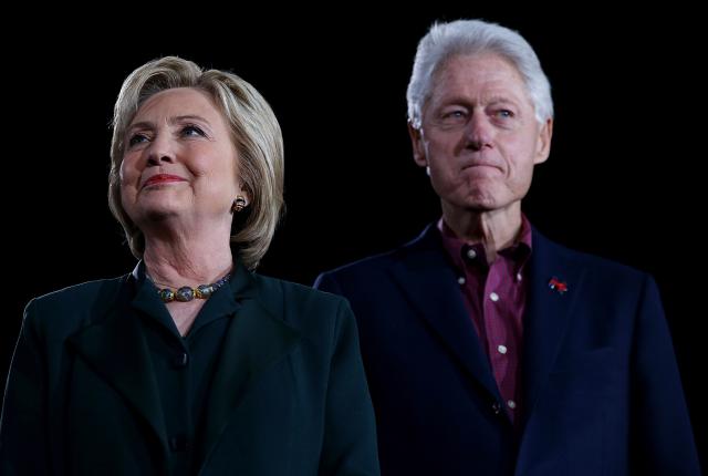 CBS cenzurisao Bila Klintona: Hilari pada u nesvest često