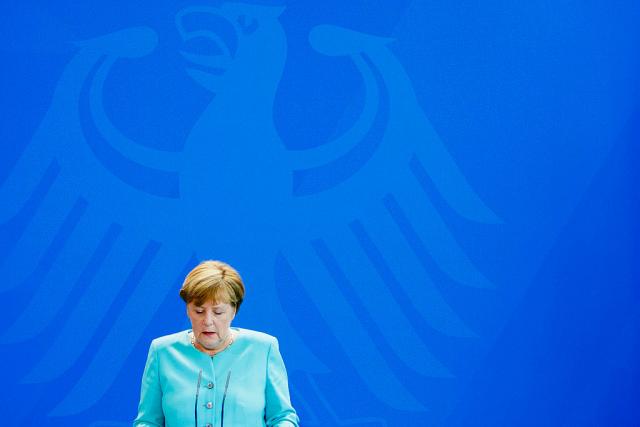 Merkel: Bez napretka u UKR nema ukidanja sankcija Rusiji