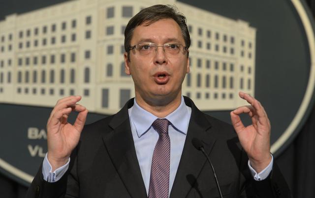 Vučić: Poštujem Junkera, ali ne podnosim lažne simetrije